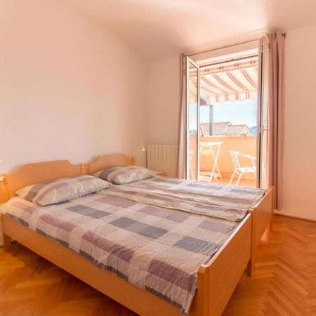 Malinska - Apartment Glavas Luaran gambar