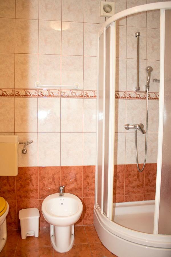 Malinska - Apartment Glavas Luaran gambar